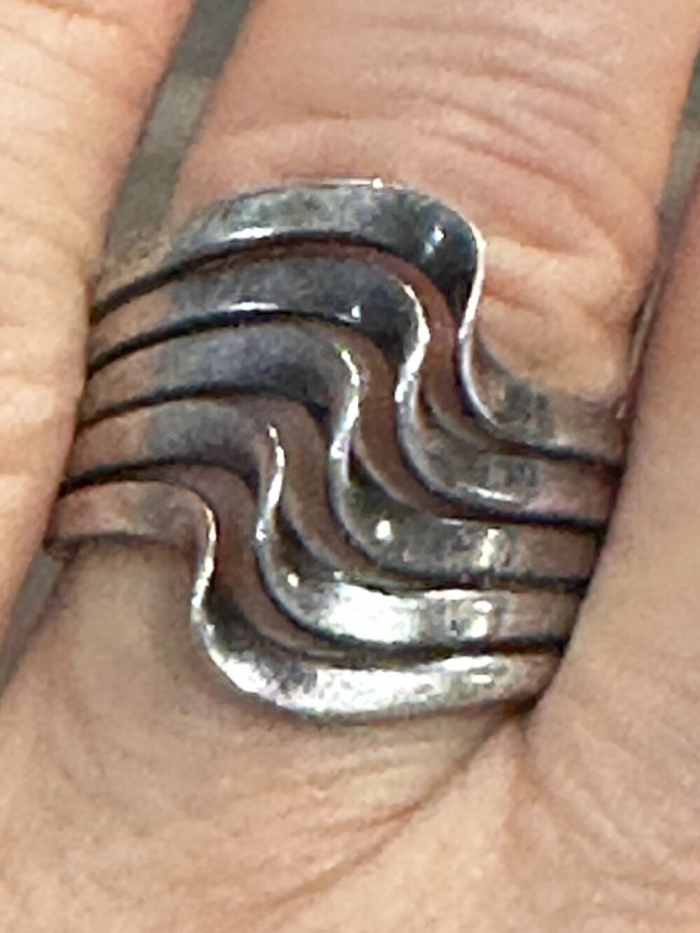 Vintage 925 Sterling Silver 5-Layer Tapered Wave Ring | 7.5g Size 7.75